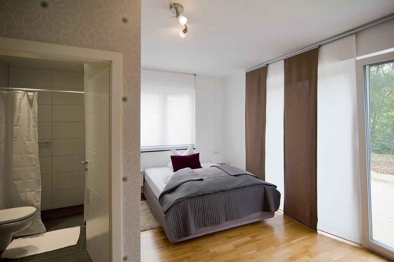 Hotel Apartment Am Arbach Eningen unter Achalm Номер фото