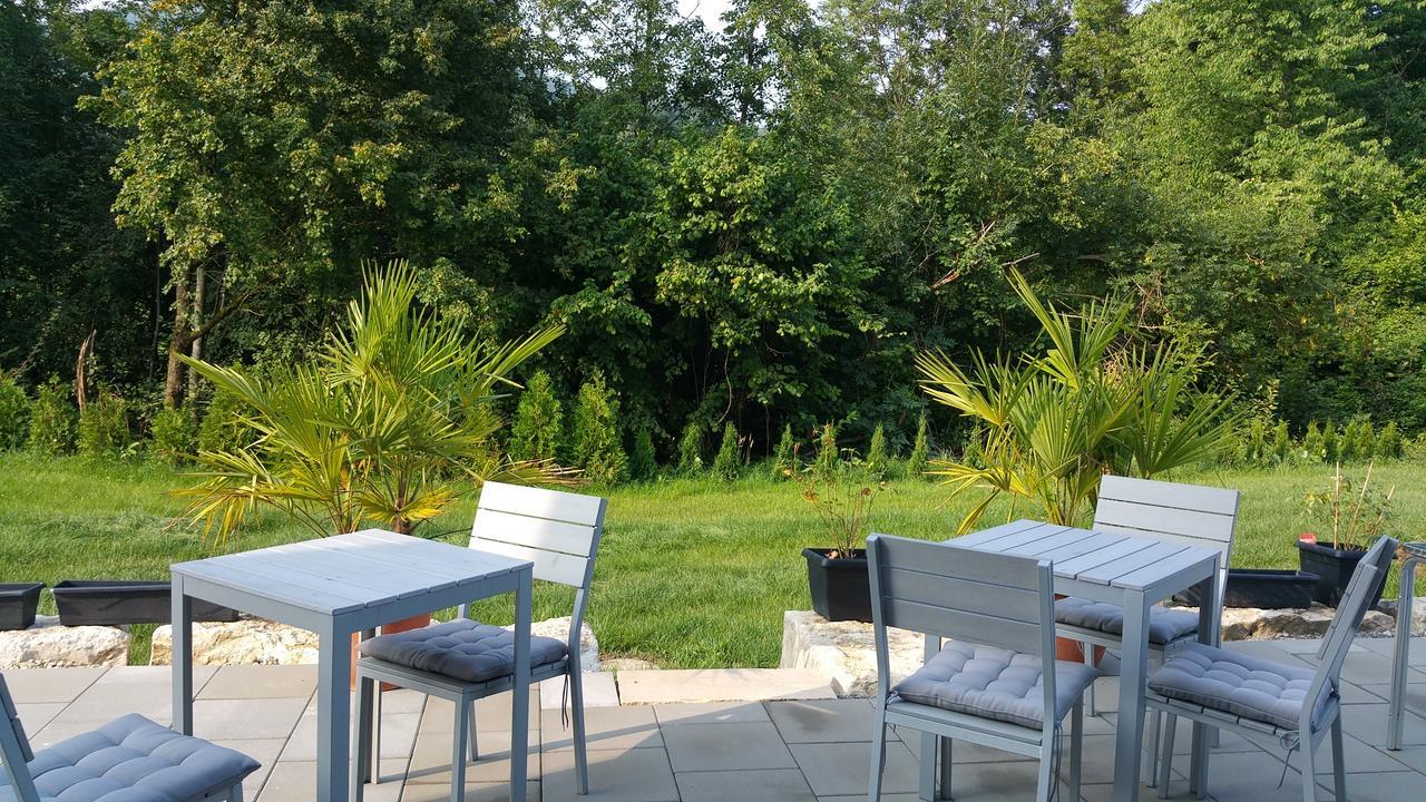 Hotel Apartment Am Arbach Eningen unter Achalm Экстерьер фото